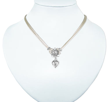 LUISIA Halskette Chiara mit Herzblüte, Strassherz und Kristallen von Swarovski | Taupe