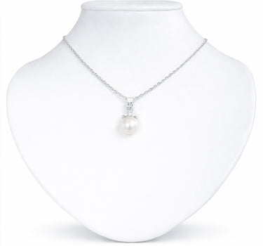 LUISIA® Halskette mit Perlen Anhänger und Premium Kristallen