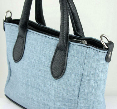Handtasche "Katrina" mit Metallapplikation | Hellblau