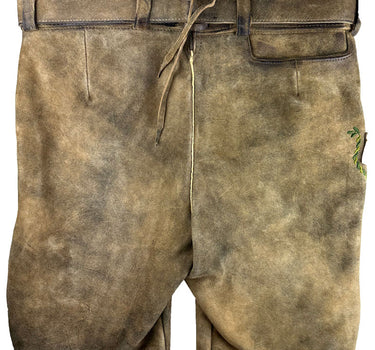 MADDOX Kurze Lederhose "Rothsee" mit Gürtel | Antik Zirbe - Grüne Stickerei