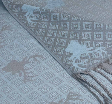 Halstuch Schal mit Hirschkopf Motiv 185 x 70 cm | Hellblau / Silber