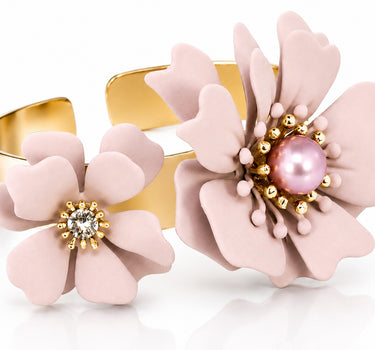 LUISIA® Armreif Armspange "Nelia" mit Blumen - 16 Karat vergoldet | Altrosa