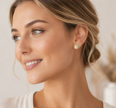 LUISIA® Solitär Ohrstecker "Joy" mit Kristallen von Swarovski® | Matt Linen Creme