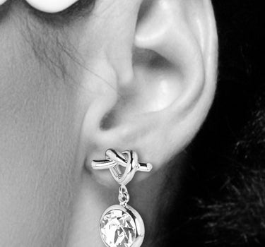 LUISIA Ohrringe mit Knoten und Kristall von Swarovski - Silber / Lotus Pink Delite