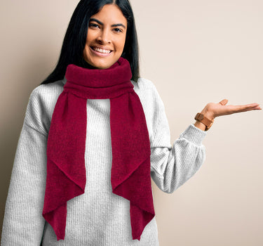 Kuscheliger Winter Schal "Eliana" 250 x 63 cm | Dunkelrot