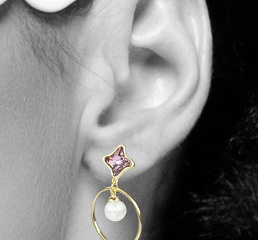 LUISIA Ohrstecker mit Ring, Perle und Kristallen von Swarovski vergoldet - Lila