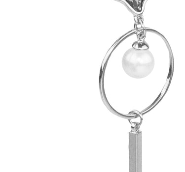 LUISIA Ohrstecker mit Ring, Perle und Kristallen von Swarovski - Grau