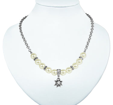 LUISIA Halbperlenkette Juliana mit Edelweißanhänger