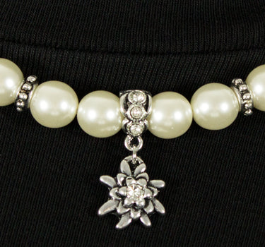 LUISIA Halbperlenkette Juliana mit Edelweißanhänger