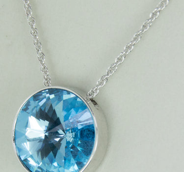 LUISIA Halskette "Sinja" mit Kristallen von Swarovski - 14 mm - Silber / Aquamarine