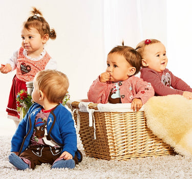 BONDI Mädchen Baby Strickmütze "Alpenglück" mit Blümchen Stickerei 86365 - Melba