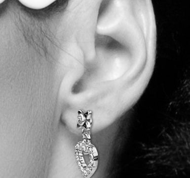 LUISIA Ohrstecker Elara mit Strass Herzanhänger - Silber / Kristall