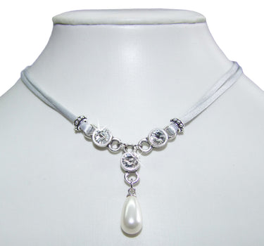 LUISIA Halskette Cami mit Kristallen von Swarovski und Perle - Silber