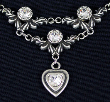 LUISIA Halskette Isabel mit Herz und Kristallen von Swarovski - Kristall