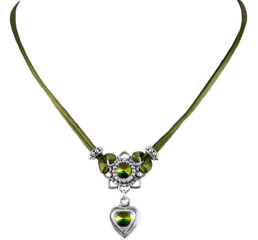 LUISIA Halskette Chiara mit Herzblüte, Strassherz und Kristallen von Swarovski - Olivgrün