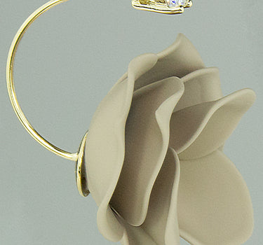 LUISIA Front Back Ohrringe Jarla mit Blumen - 16 Karat vergoldet Sand