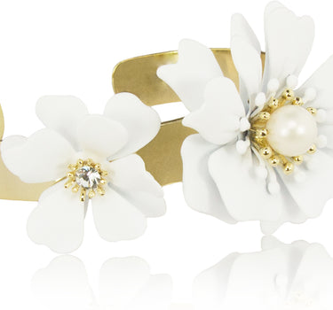 LUISIA Armreif Armspange Nelia mit Blumen - 16 Karat vergoldet Weiß