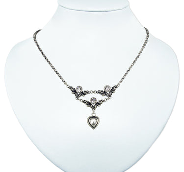 LUISIA Halskette Isabel mit Herz und Kristallen von Swarovski - Kristall
